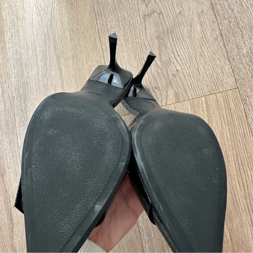 Zara Black Pointed Toe Buckle Heels - Picture 5 of 5